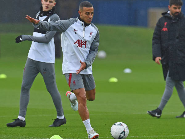 Jamie Carragher Ragu Thiago Alcantara Cocok dengan Sistem Baru Liverpool