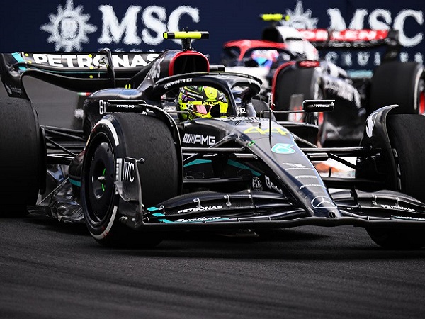 Mercedes, Lewis Hamilton