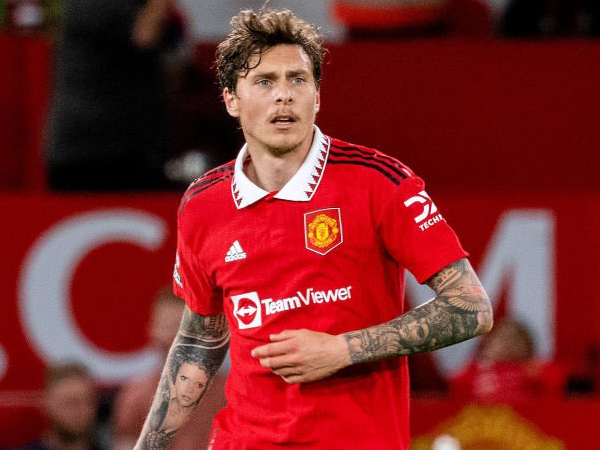 Bek Manchester United, Victor Lindelof.