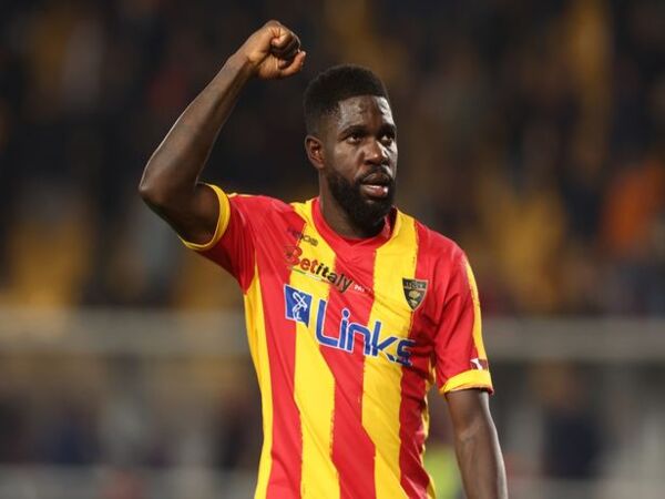 Masa depan Samuel Umtiti menjadi spekulasi setelah masa peminjamannya dengan Lecce resmi berakhir musim panas ini / via Getty Images