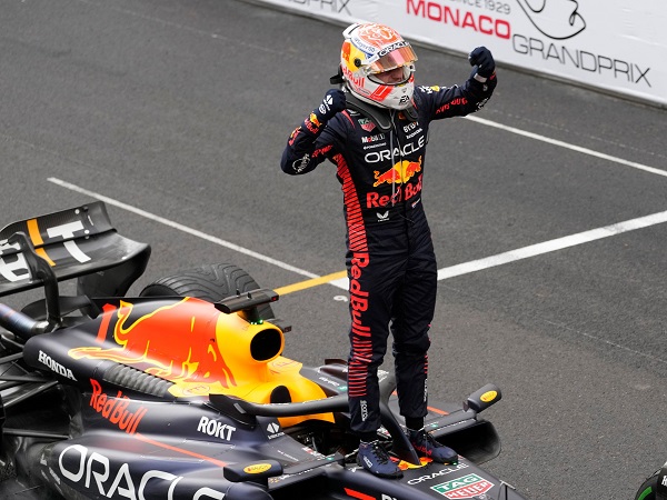 Max Verstappen butuh usaha keras untuk menangi balapan di GP Monako.