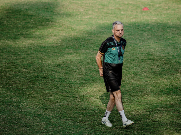 Pelatih PSS Sleman, Marian Mihail