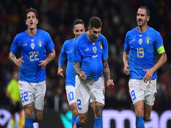 Pelatih Roberto Mancini resmi mengumumkan daftar 26 pemain Timnas Italia yang akan berlaga di final UEFA Nations League pertengahan Juni ini / via Getty Images