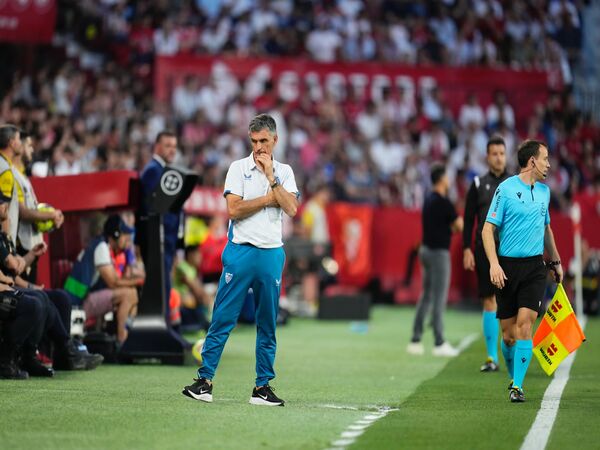 Jose Luis Mendilibar mengantisipasi perlawanan sengit yang diberikan AS Roma ketika Sevilla berjumpa wakil Italia tersebut di final Liga Europa Kamis dini hari (1/6) / via EPA