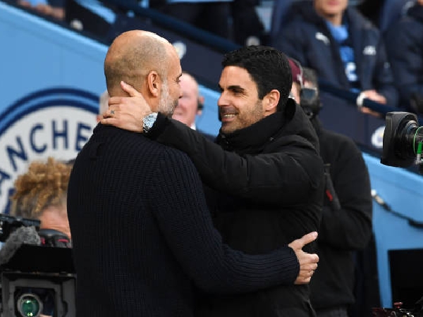 Manajer Arsenal Mikel Arteta dan bos Manchester City, Pep Guardiola