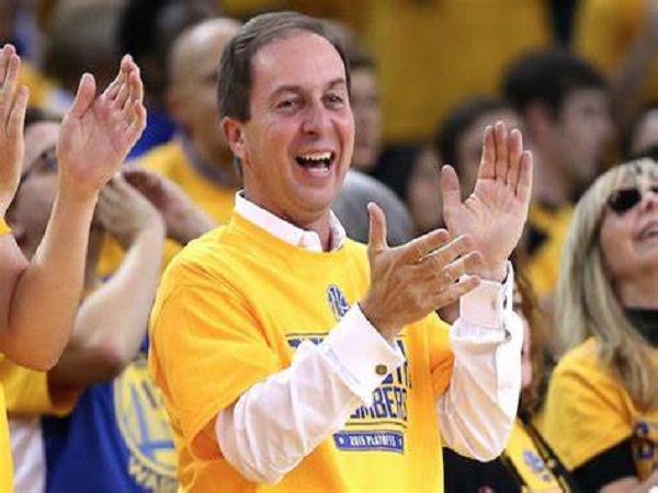 Presiden Golden State Warriors Joe Lacob
