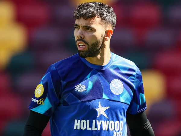 Kiper Brentford, David Raya.