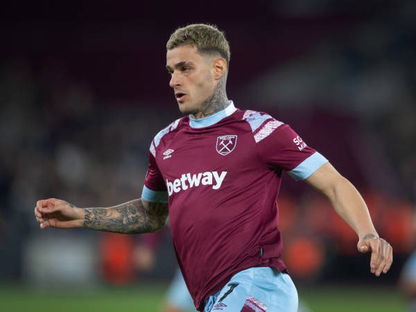 Bukan Seorang Petarung, Gianluca Scamacca Dikritik Michail Antonio