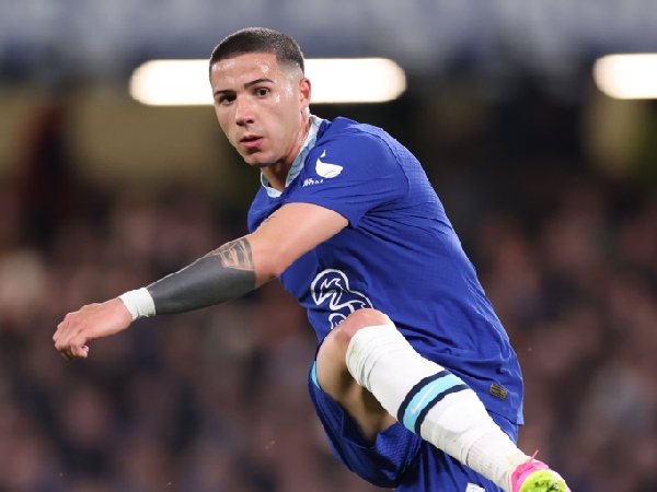 Chelsea memecahkan rekor transfer di Inggris untuk merekrut Enzo Fernandez