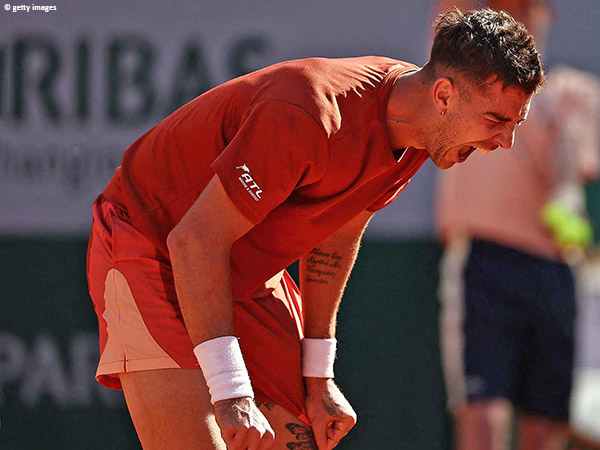 Hasil French Open: Thanasi Kokkinakis Tempuh Laga Epik Demi Tekuk Stan Wawrinka