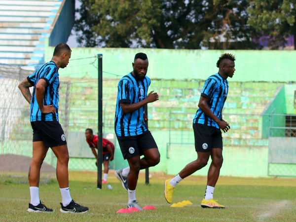 Arema FC telah merekrut tiga pemain asing pada bursa transfer kali ini