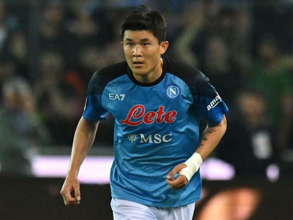 Bek Napoli, Kim Min-Jae.