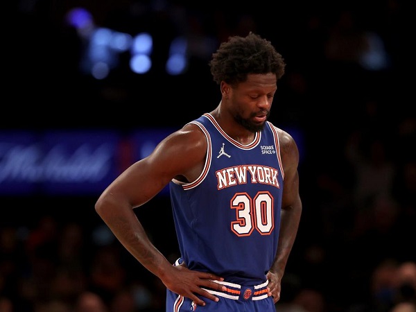 Julius Randle manfaatkan jeda antar musim untuk operasi engkelnya yang cedera.