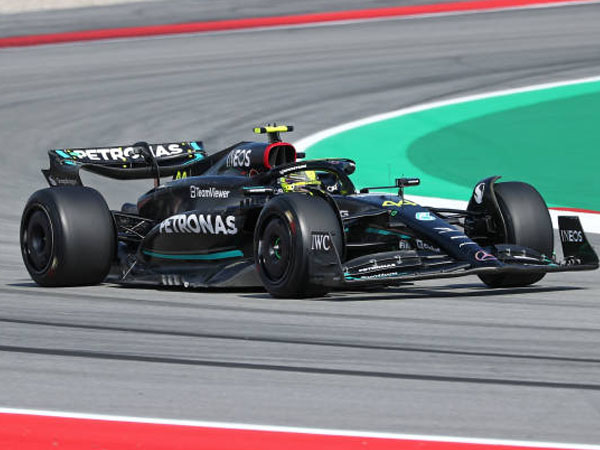 Lewis Hamilton Tidak Optimis Bisa Capai Q3 di Sesi Kualifikasi GP Spanyol