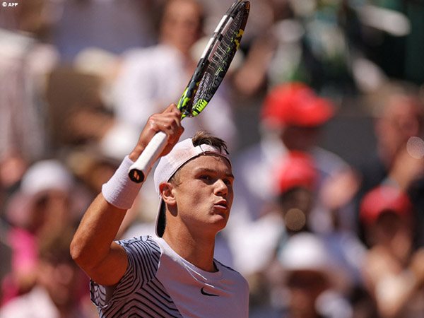 Hasil French Open: Kemenangan Memukau Bawa Holger Rune Menuju Babak 16 Besar