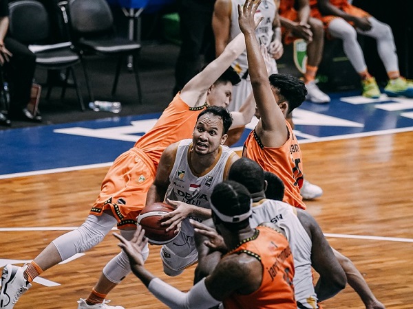 Kaleb Ramot lega bisa bantu Dewa United Banten menang lagi.