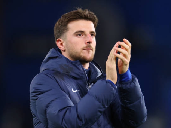 Mason Mount hampir menyelesaikan ke Manchester United