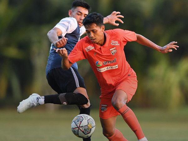 Laga uji coba Borneo FC kontra Bhayangkara FC