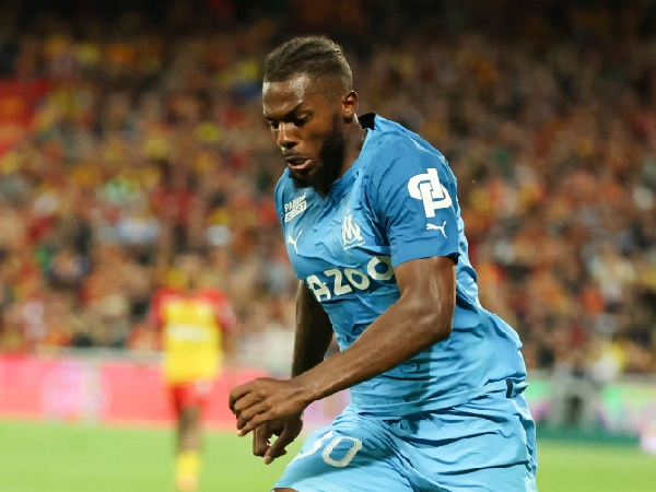 Arsenal siap mengorbankan Nuno Tavares