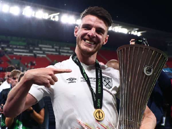 Declan Rice dikaitkan dengan pintu keluar dari West Ham United