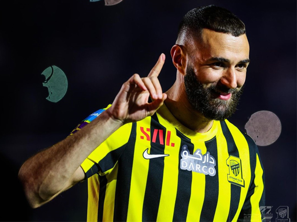 Striker Al Ittihad, Karim Benzema