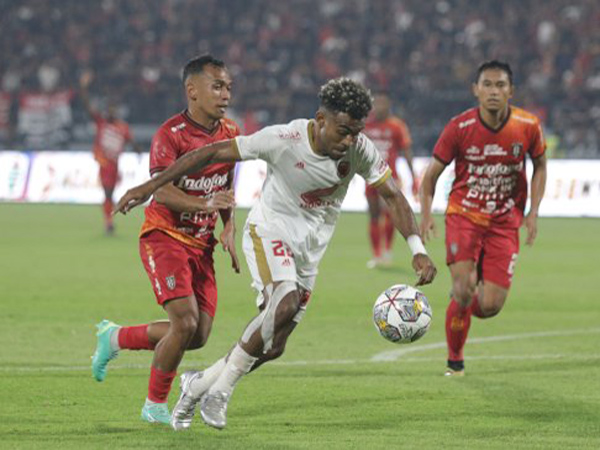 Pemain PSM Makassar, Yakob Sayuri