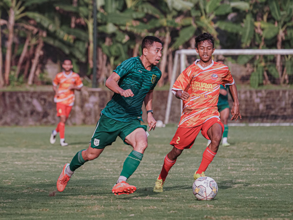 Pemain Persebaya Surabaya, Reva Adi Utama di pertandingan kontra Beta Jaya