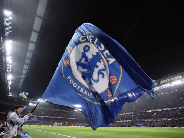 Chelsea sedang mencari sponsor baru untuk seragam mereka