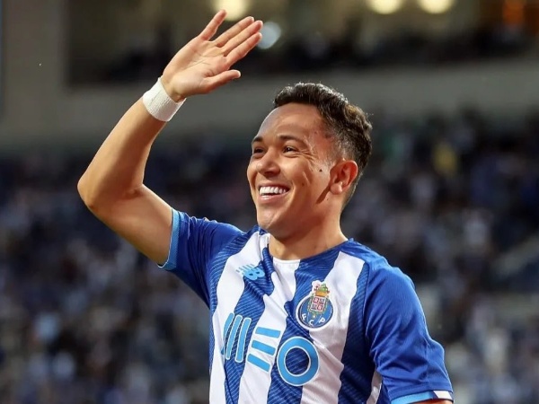 Winger incaran Tottenham