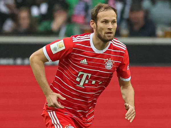 Bek Bayern Munich, Daley Blind.
