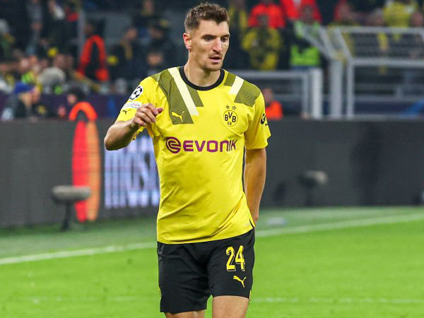 Bek Borussia Dortmund, Thomas Meunier.