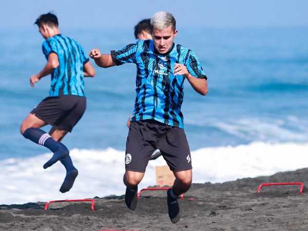 Gelandang anyar Arema FC asal Argentina, Ariel Lucero