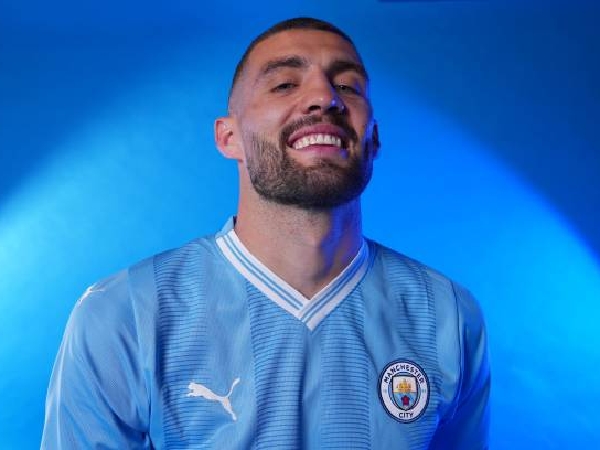 Mateo Kovacic resmi bergabung dengan Manchester City