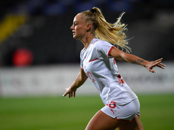 Piala Dunia Wanita: Swiss Punya Influencer dalam Sosok Alisha Lehmann