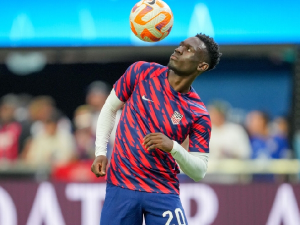 Folarin Balogun mengahadapi masa depan yang tidak pasti di Arsenal