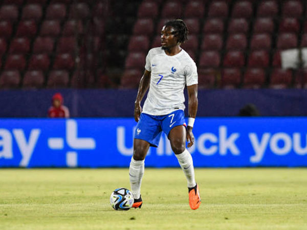 Alami Cedera Saat Bela Prancis, Liverpool Tetap Incar Manu Kone?