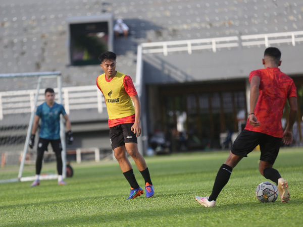 Bek sayap Borneo FC, Rizky Dwi Febrianto terancam absen di laga perdana
