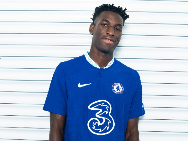 Chelsea resmi memperkenalkan Nicolas Jackson