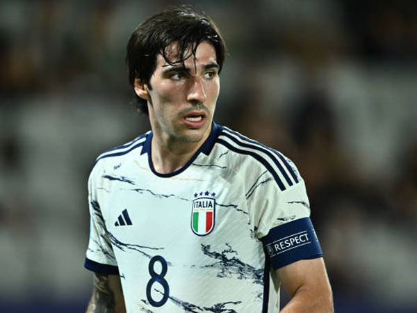 Anthony Gordon Senang Newcastle United Dapatkan Sandro Tonali