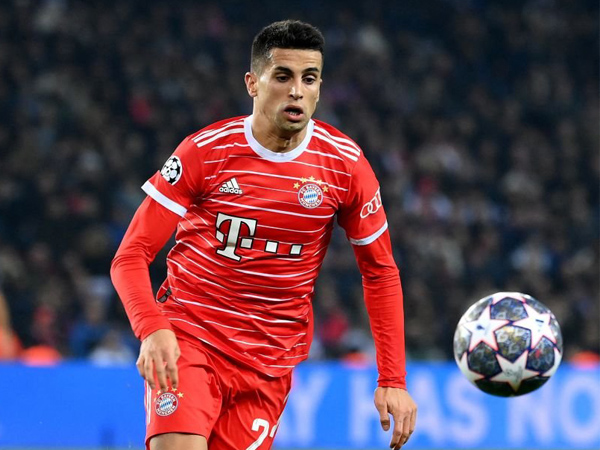 Bek sayap Manchester City, Joao Cancelo.