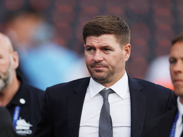 Sempat Menolak, Steven Gerrard Akhirnya Bersedia Tangani Klub Arab Saudi