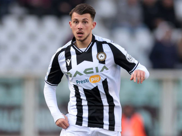 Gelandang Udinese, Lazar Samardzic.