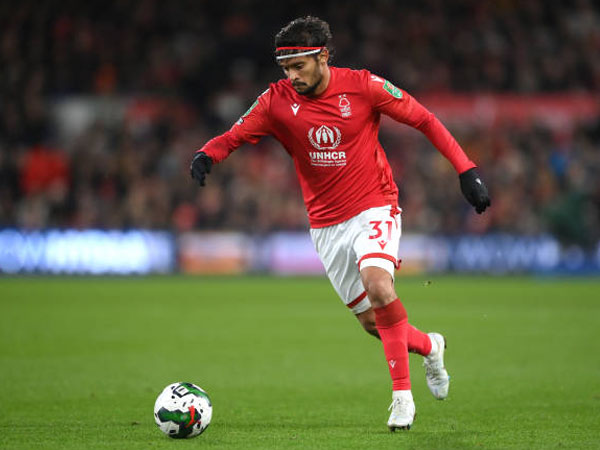Besiktas Ingin Pinjam Gustavo Scarpa dari Nottingham Forest