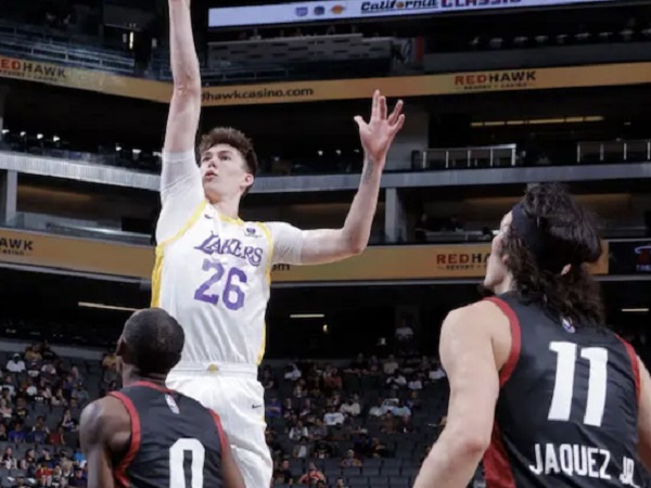 Colin Castleton jadi rekrutan anyar Los Angeles Lakers.