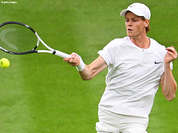 Hasil Wimbledon: Jannik Sinner Buat Juan Manuel Cerundolo Tak Berdaya