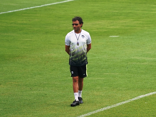 Pelatih Persib, Luis Milla