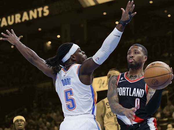 Blazers tak akan terburu-buru lepas Damian Lillard.