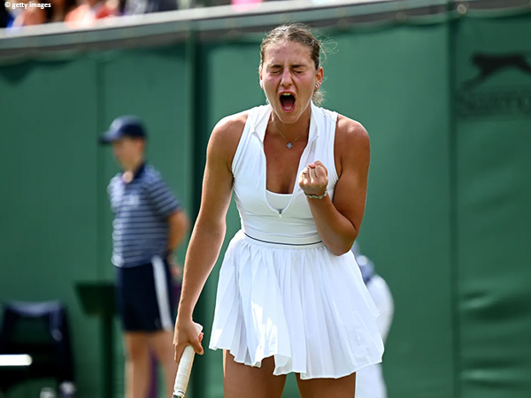 Hasil Wimbledon: Maria Sakkari Tertunduk Lesu, Marta Kostyuk Bertahan Di London