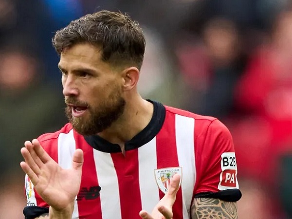 Inigo Martinez resmi perkuat Barcelona. (Images: Getty)