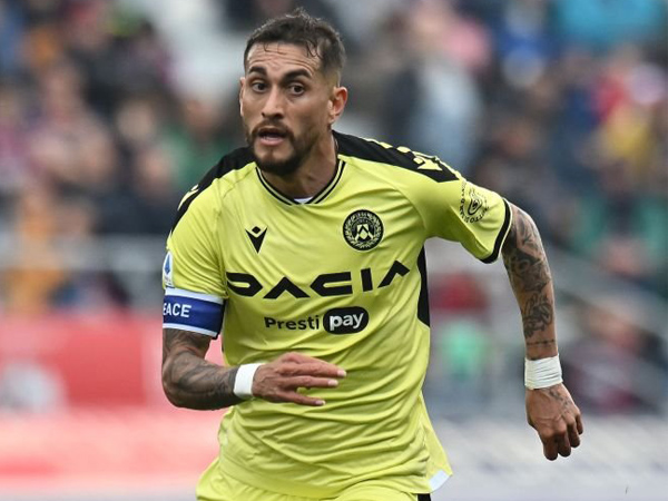Gelandang Udinese, Roberto Pereyra.